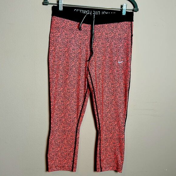 Nike Women's Dri-Fit AOP Relay Crop Running Tights size M Drawstring - Picture 2 of 11